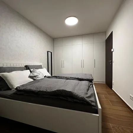U Satoshiho Apartment *